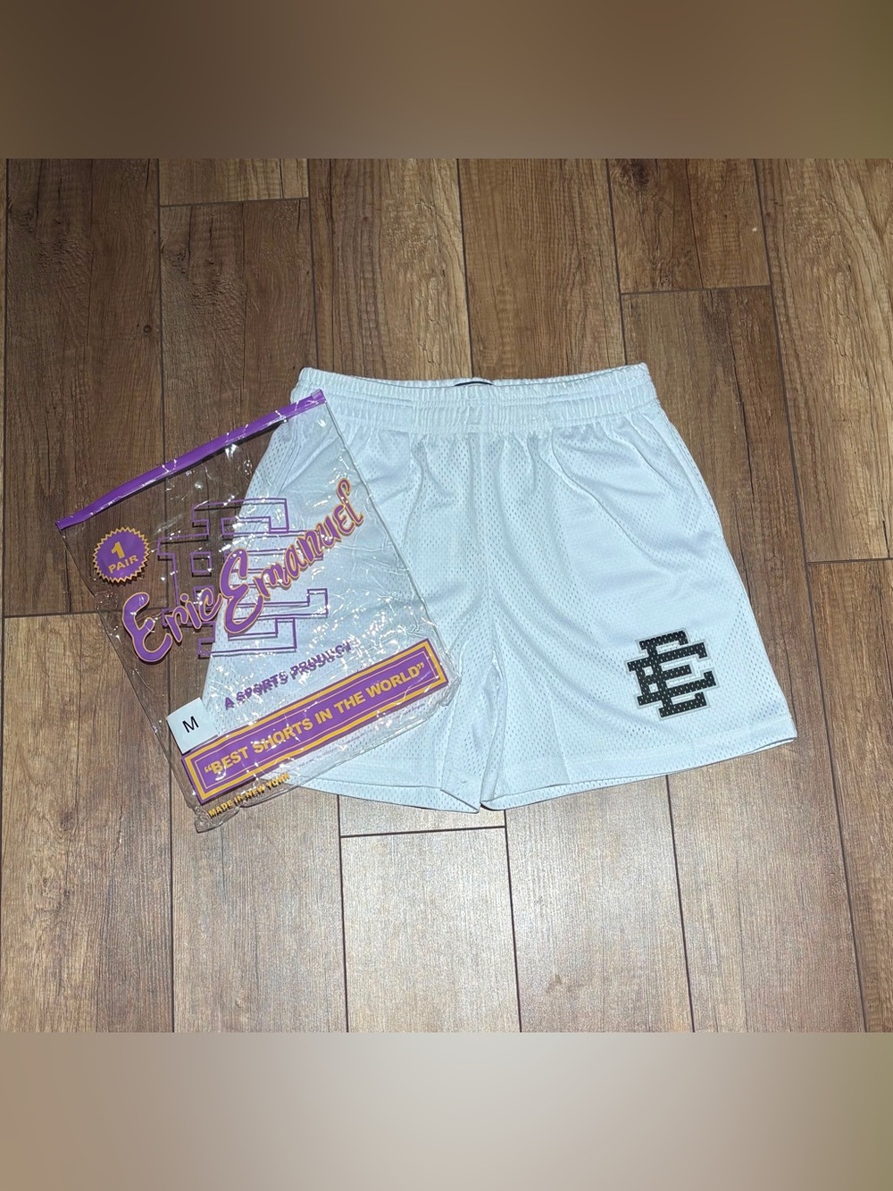 Eric Emanuel EE Plain White Mesh Shorts with Black Logo Brand New Size Medium